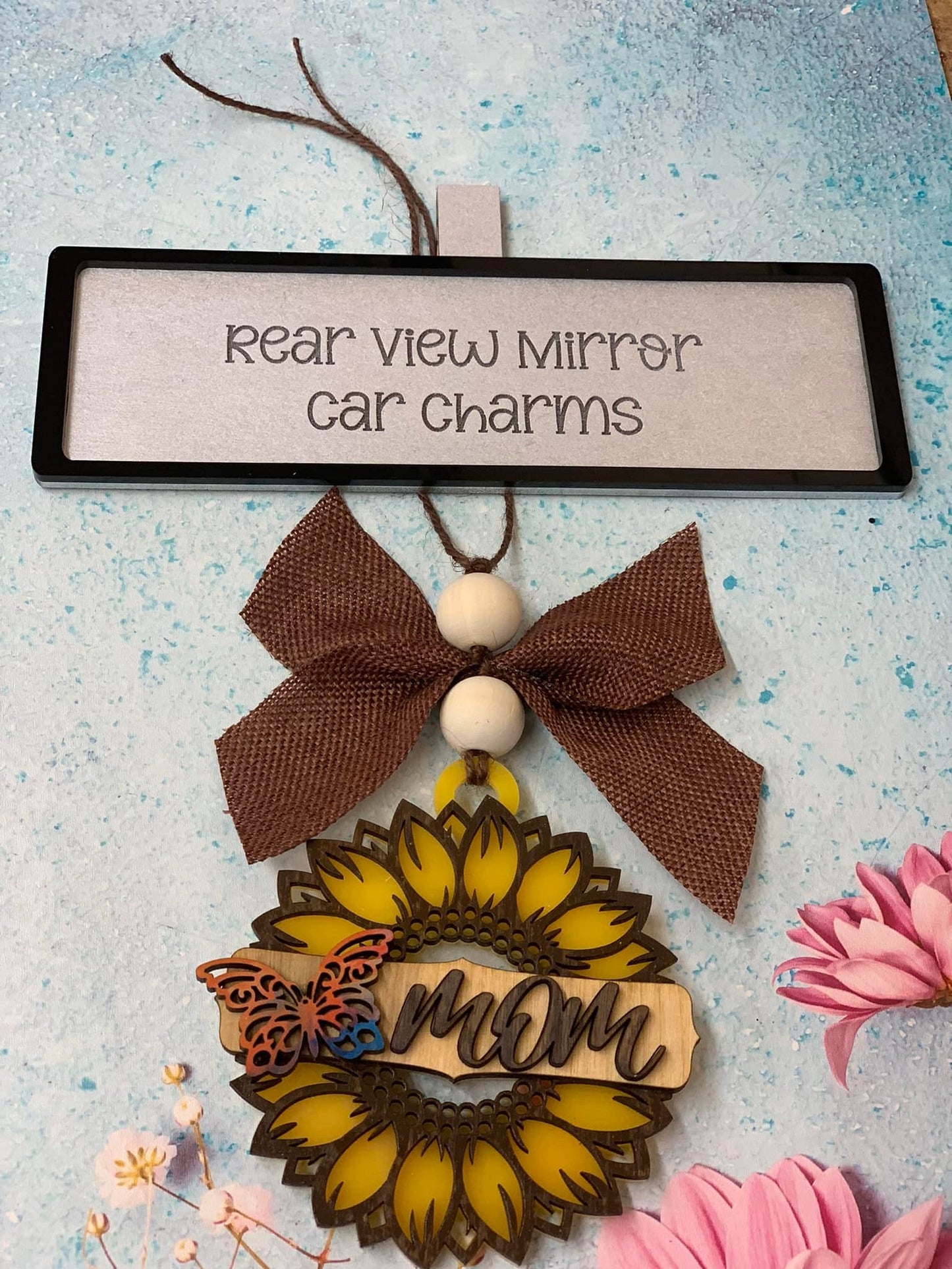 Rearview Mirror Car Charm Daisy- sign party choice